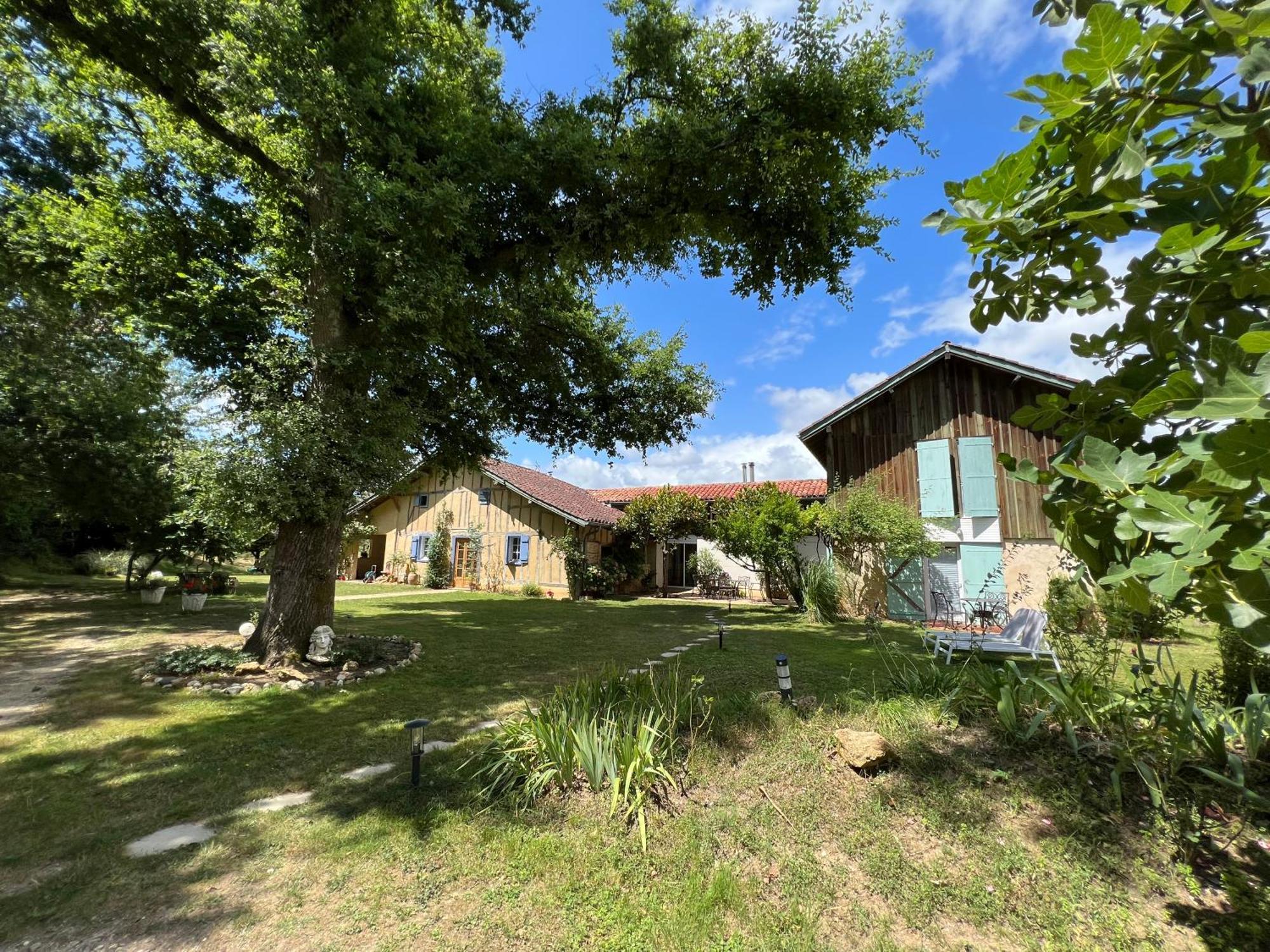 Majellon, Appartement A L'Ouest Sainte-Christie-d'Armagnac エクステリア 写真
